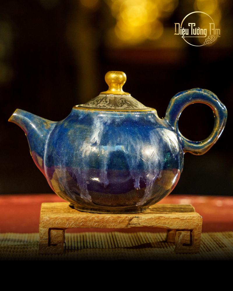 ẤM TRÀ GỐM TRÁNG MEN LAM SẮC - THỦ CÔNG -180CC