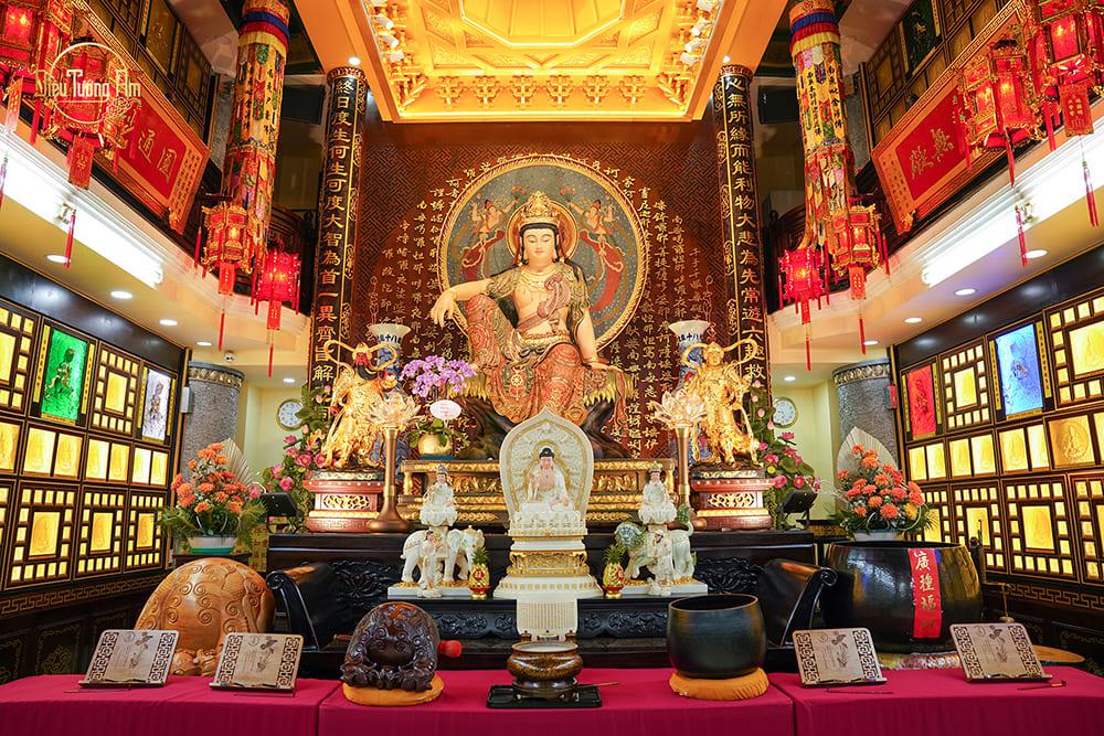 dieu-tuong-am- bao-sai-khong- gian-tinh-xa-q uan-am-quan-5- 3.jpg